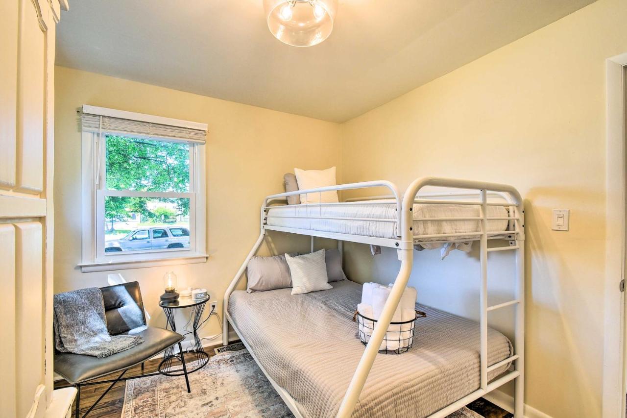 Charming Hampton Home With Yard 2 Mi To Beach! Екстер'єр фото